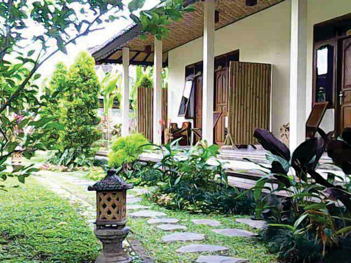 Astawa House Hotel Ubud  Exterior photo
